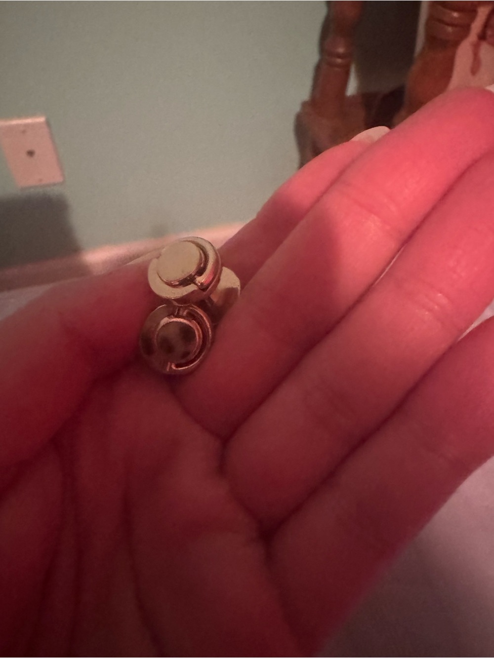 Salvatore Ferragamo Gold Logo cufflinks - Picture 4 of 4